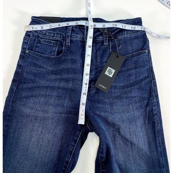 Numero Cropped Jeans 27 Juniors' Dark Blue Stretchy Raw‎ Hem NEW - Picture 6 of 9